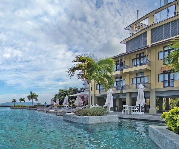 best hotels resorts in langkawi for family stays